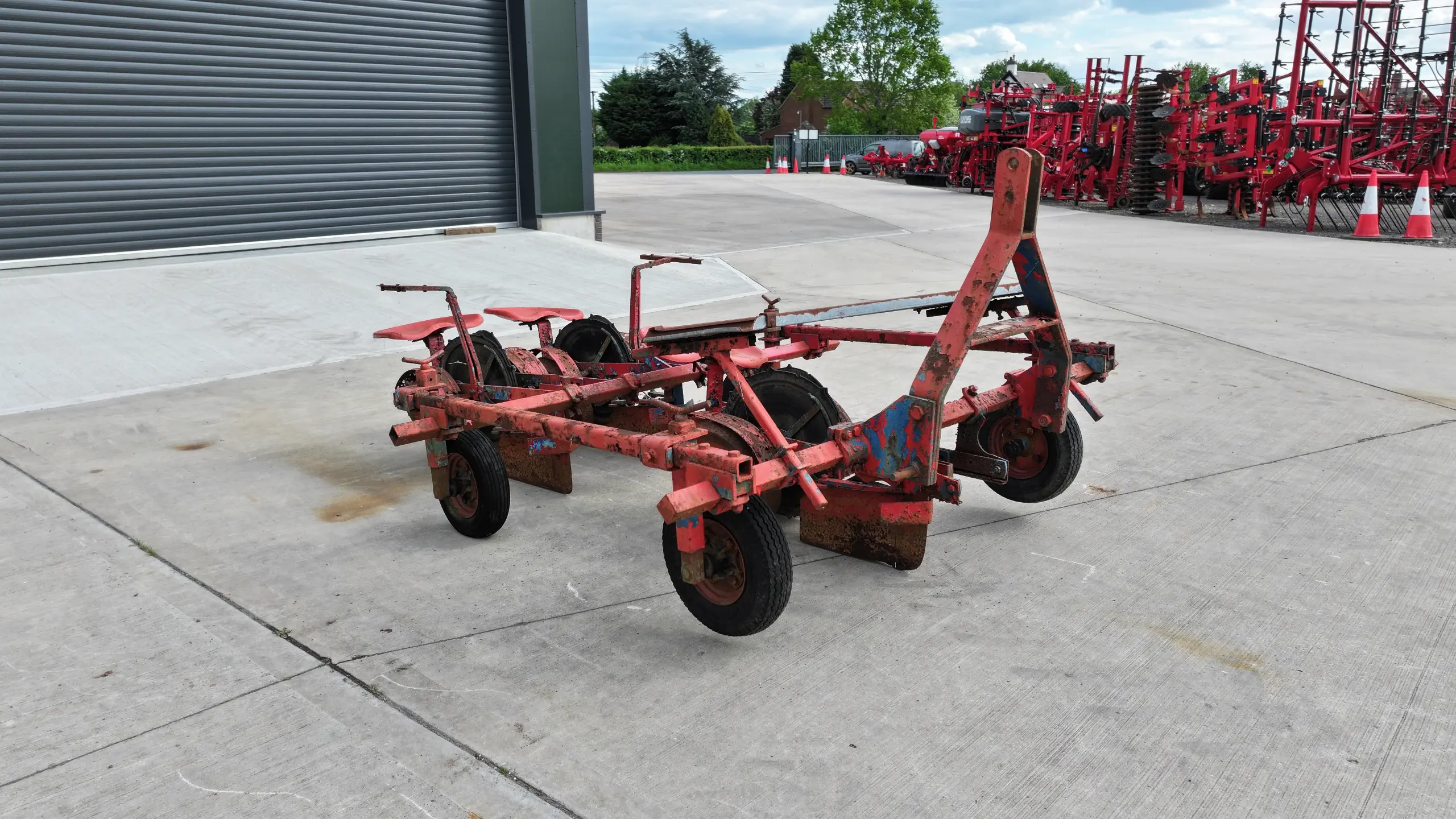 USED EQUIPMENT SUPER PREFER